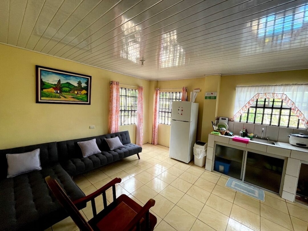 Basic Cottage, 1 Bedroom, Garden View photo 3