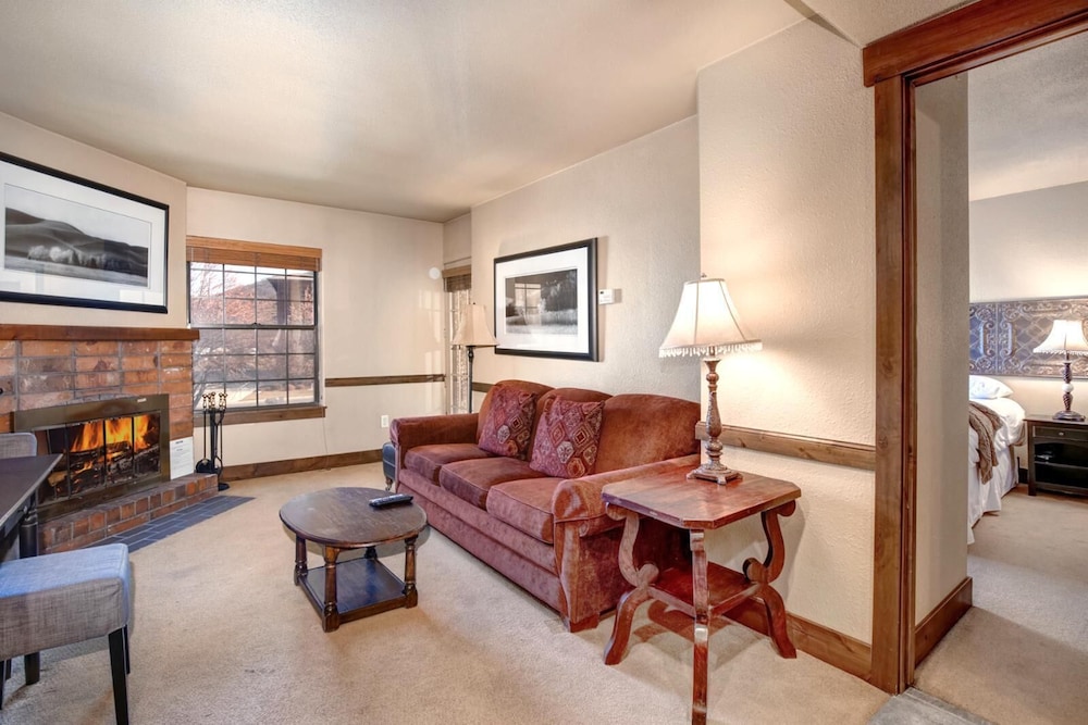 Condo, 1 Bedroom, Mountain View (Cbi 205) photo 1