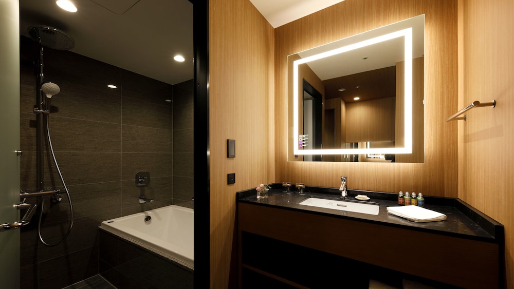 High Floor Luxe Twin Room, Non Smoking, 31sqm