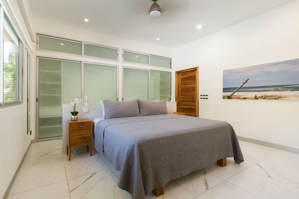 Luxury Bungalow, 1 King Bed