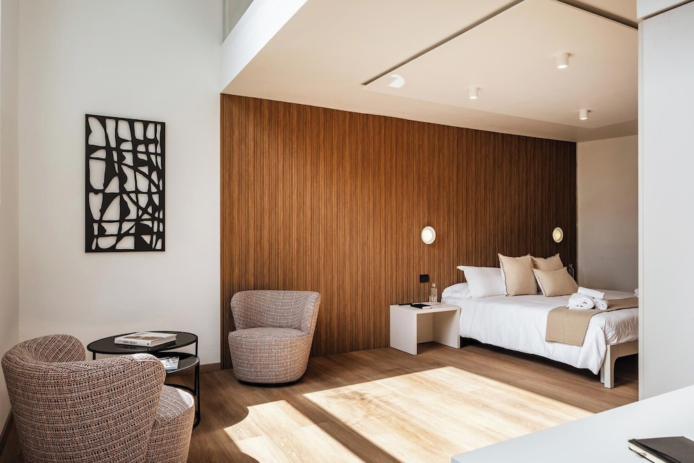Deluxe Loft