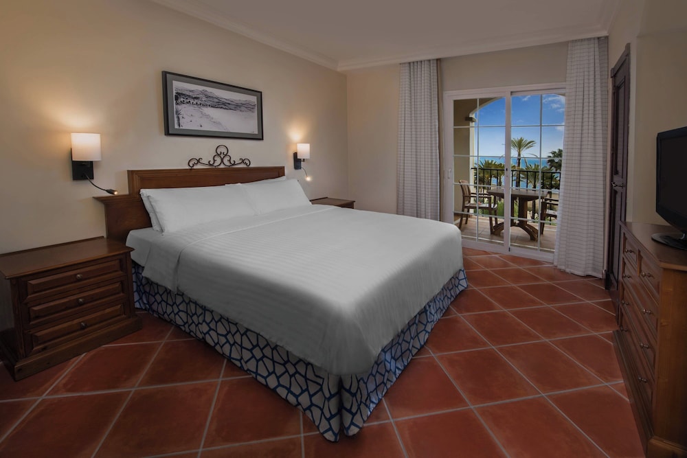 Apartment, 3 Bedrooms, Balcony - Photo 2