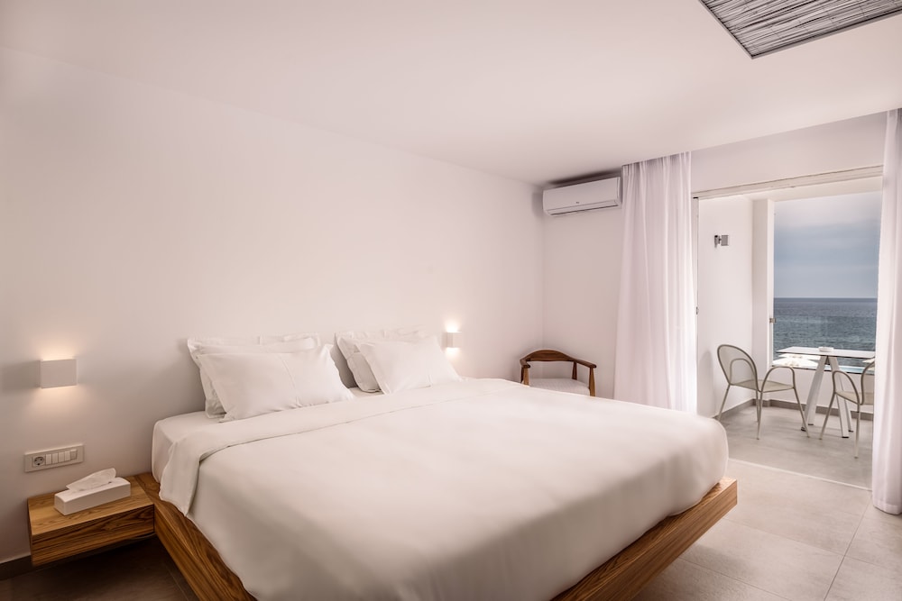 Standard Double Room, Sea View photo 1
