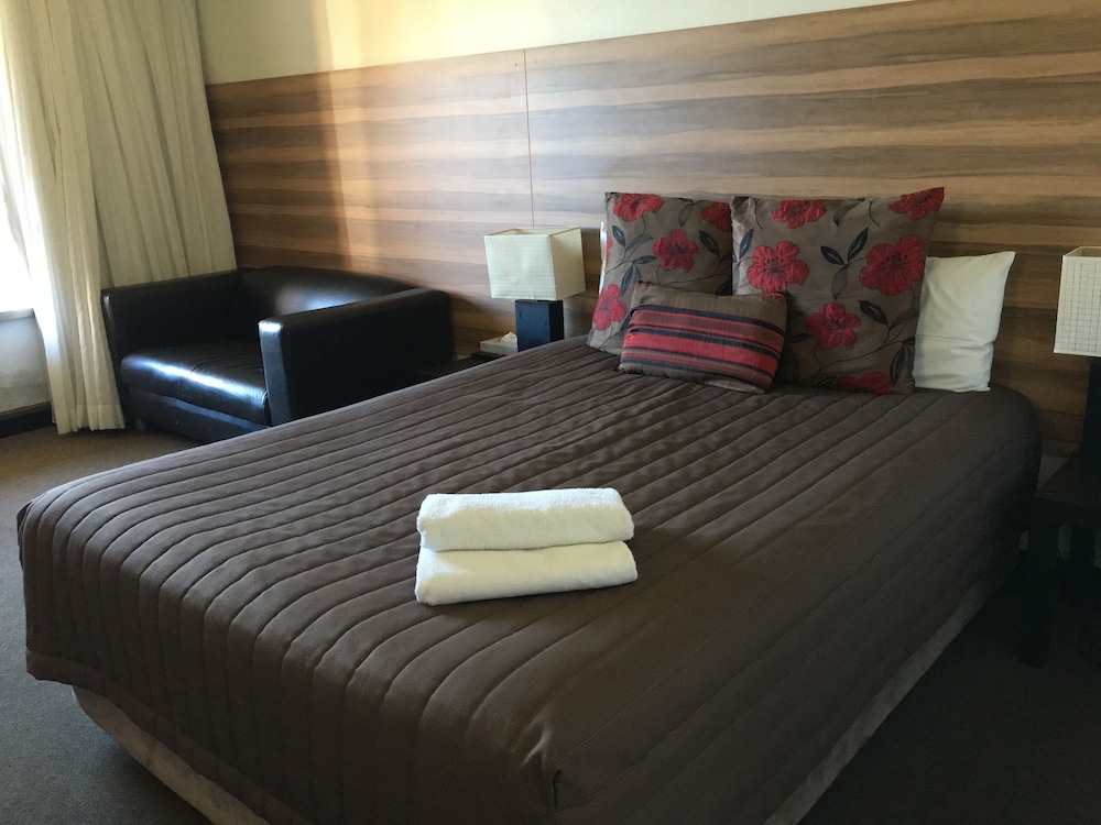 Standard Room, Balcony (Queen Room) photo 3