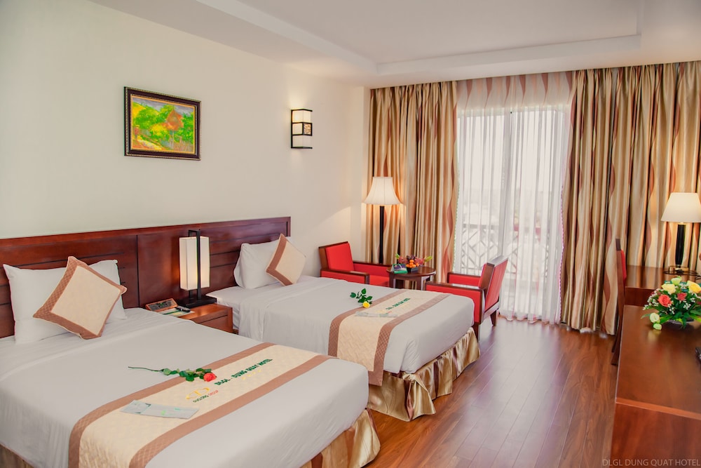 Superior Twin Room, Front View photo 3