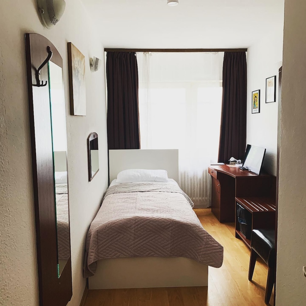 Single Room photo 1