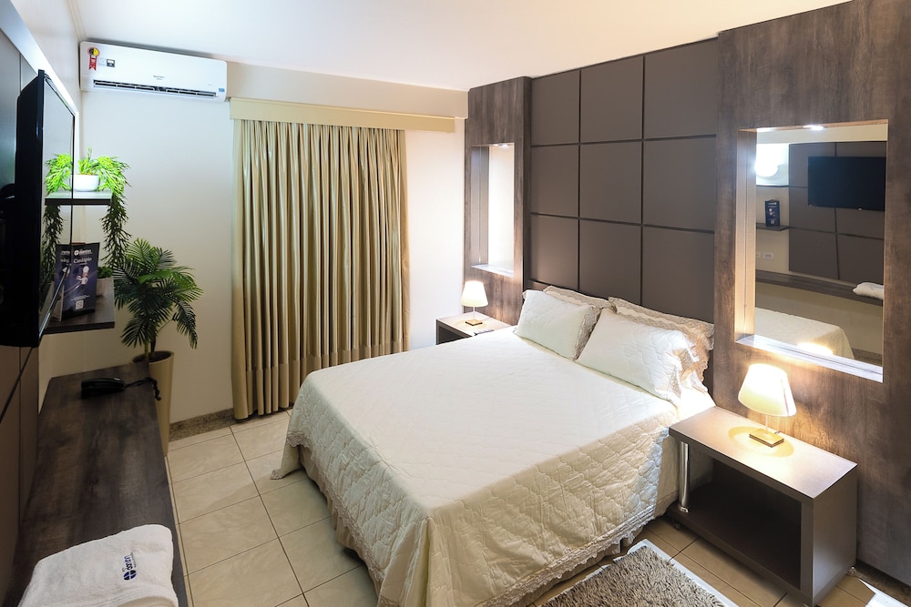 Luxury Suite photo 1
