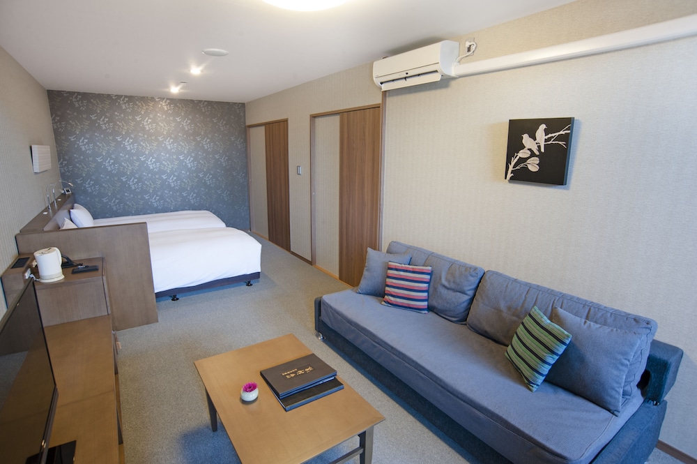 Standard Twin Room photo 3