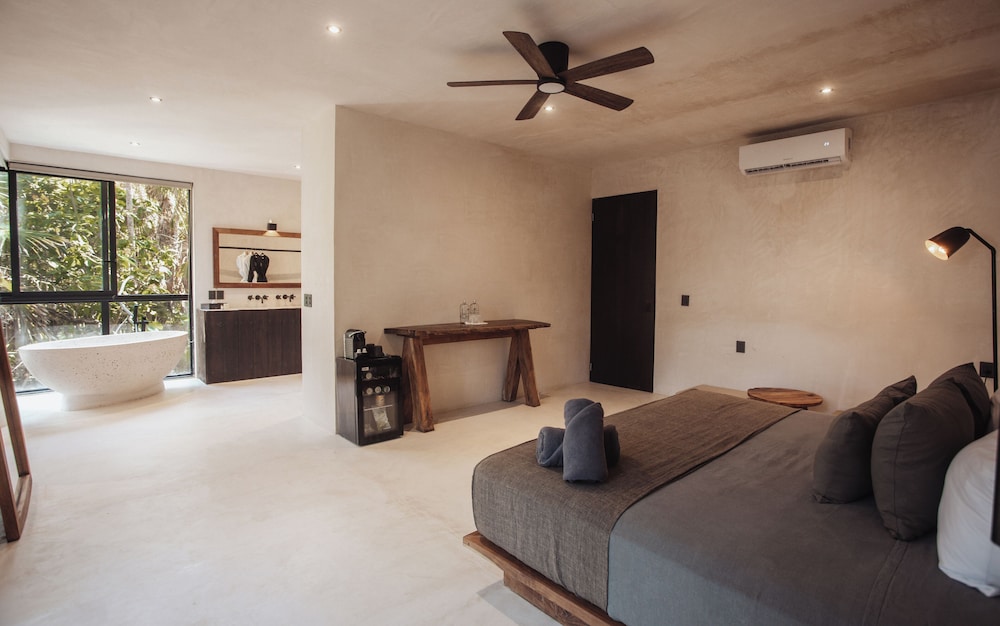 Garden View Suite