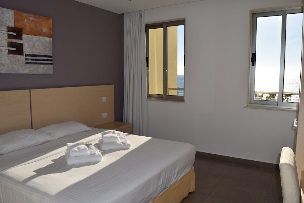 Two Bedroom Suite Sea View