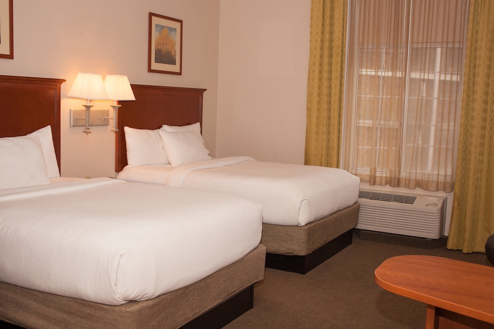 Studio Suite, 2 Queen Beds, Accessible (Communications) photo 3