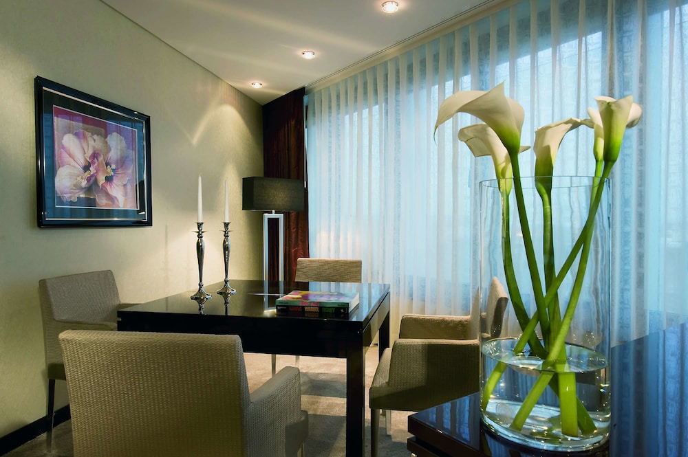 Junior Suite (Double Use) - Photo 1