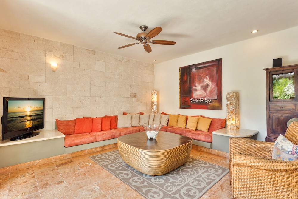 Family Penthouse, 3 Bedrooms, Terrace - Photo 7