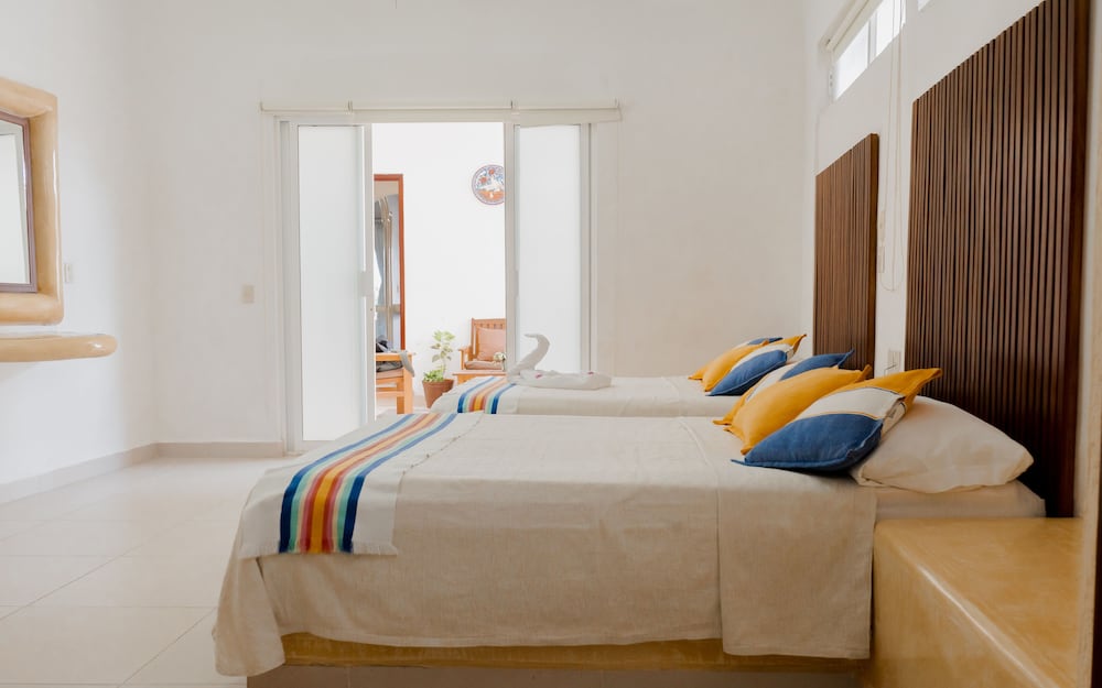 Family Studio, 2 Double Beds, Kitchen photo 3
