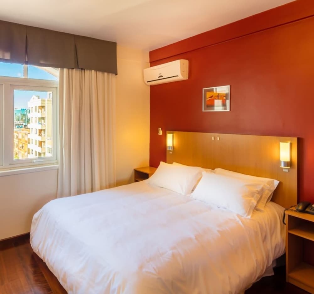 Deluxe Double Room, 1 Queen Bed photo 2