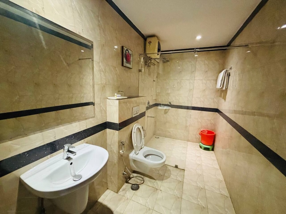Deluxe Room, City View