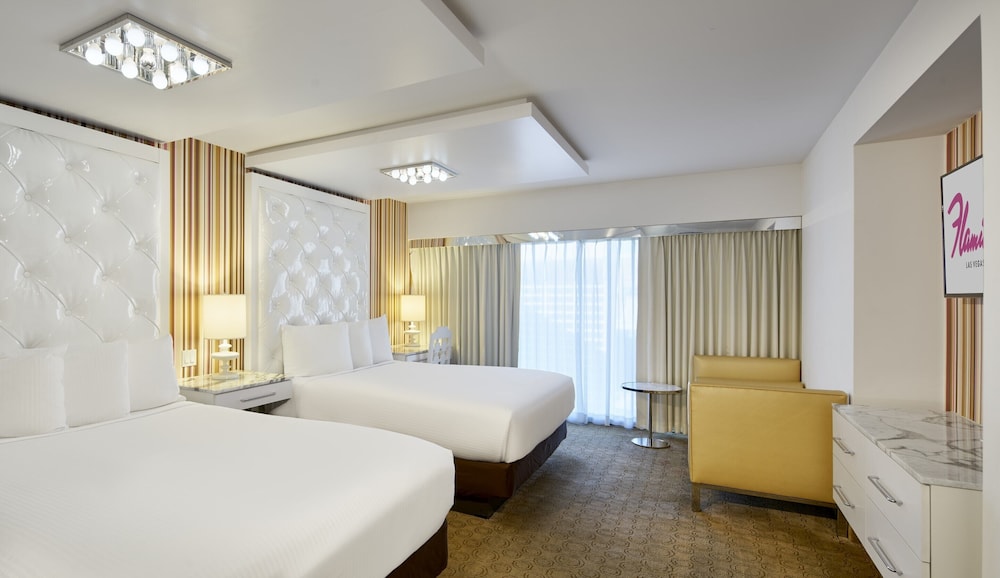 Go Deluxe Room, 2 Queen Beds, Non Smoking - Photo 3