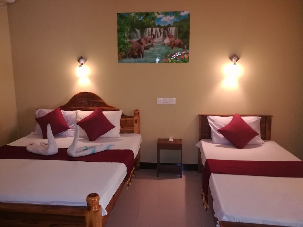 Basic Double Room photo 1