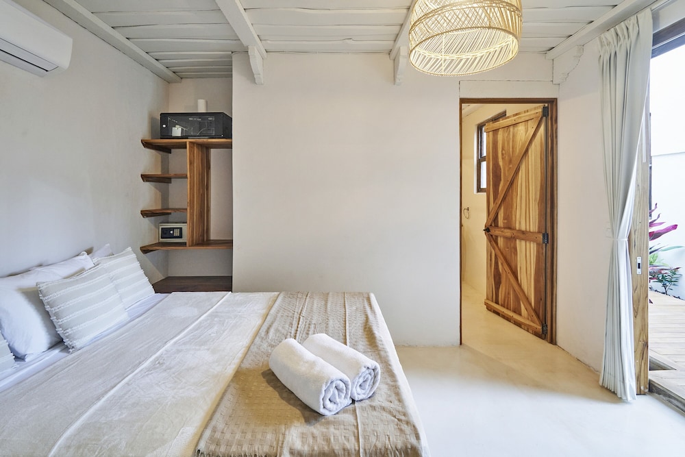 Standard Room photo 2