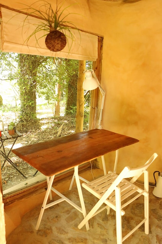 Romantic Bungalow photo 2
