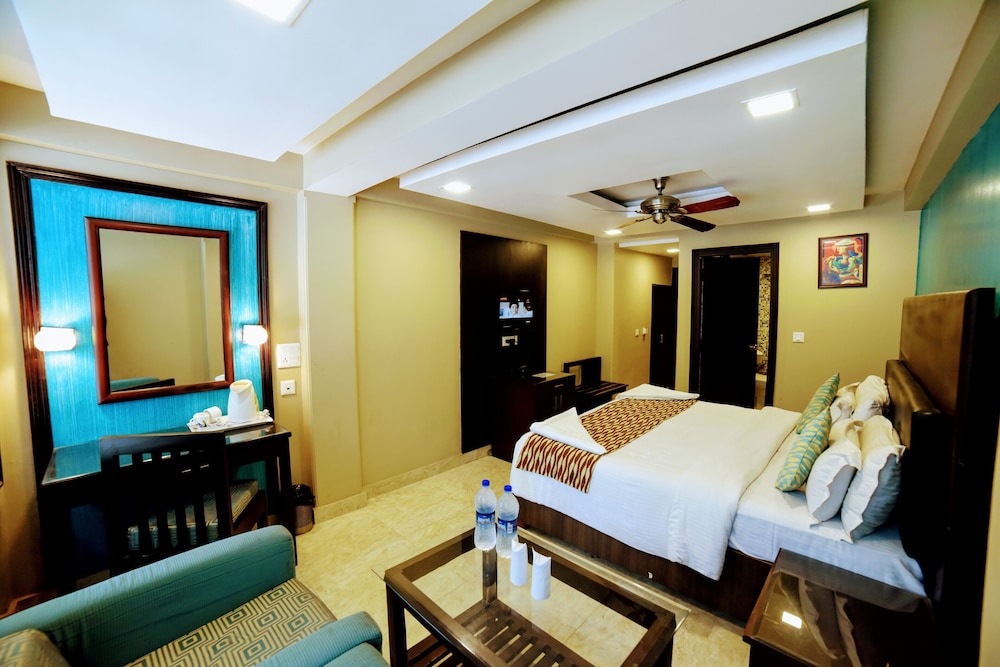 Deluxe Room - Photo 14