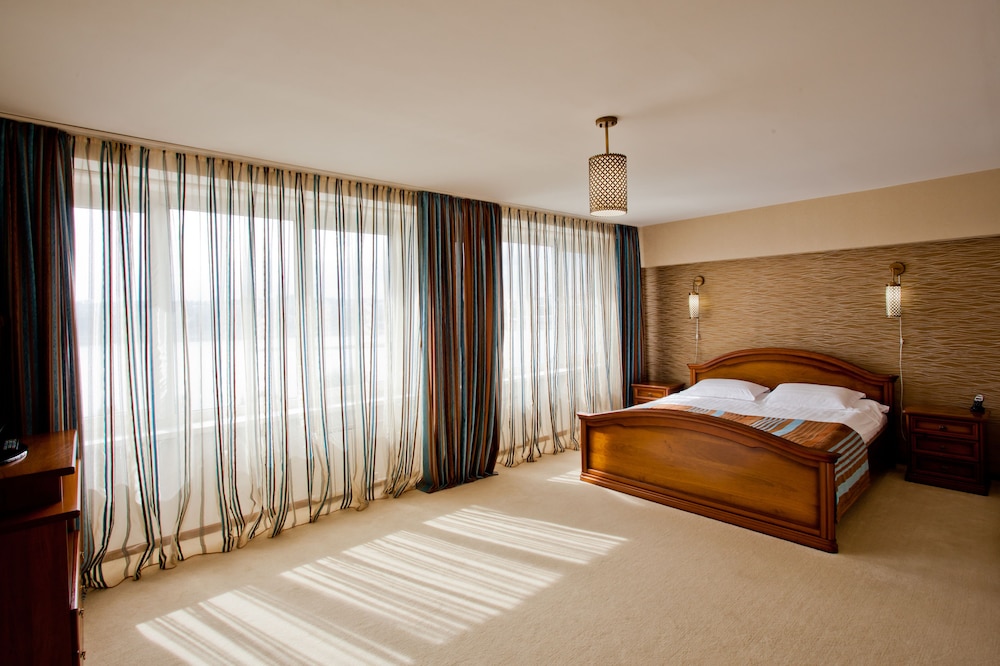 Presidential Room
