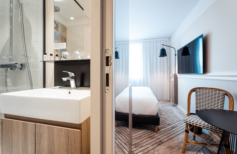 Premium Double Room photo 3