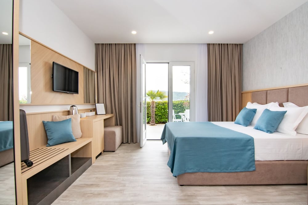 Standard Triple Room - Photo 5