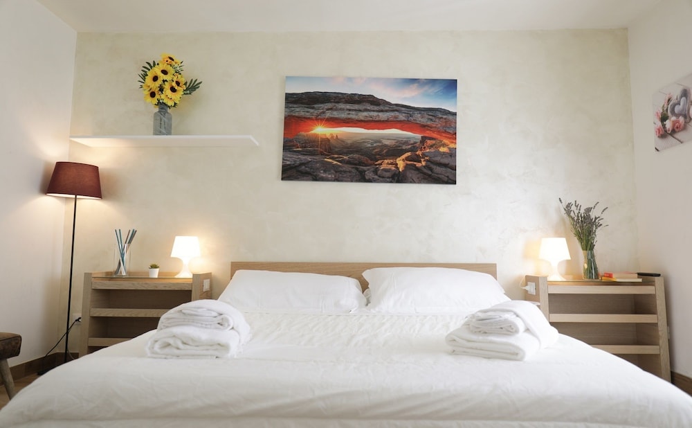 Apartment, 2 Bedrooms, City View