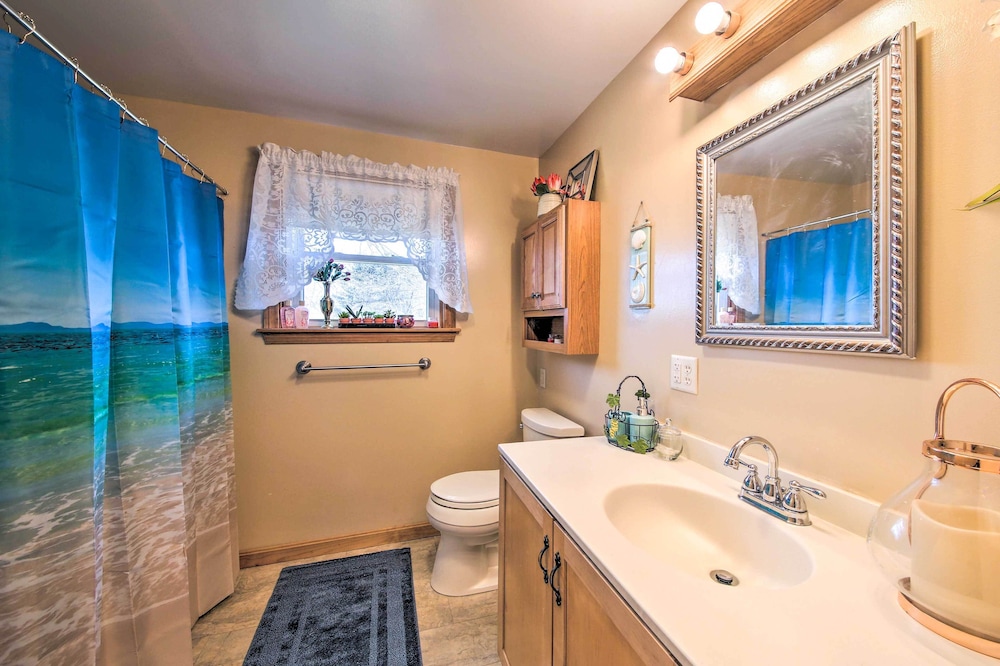 House (2 Bedrooms) photo 2