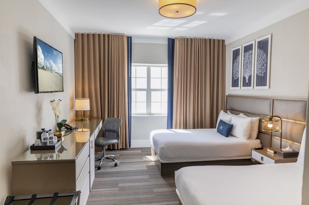 Deluxe Double Room, 2 Double Beds - Photo 1