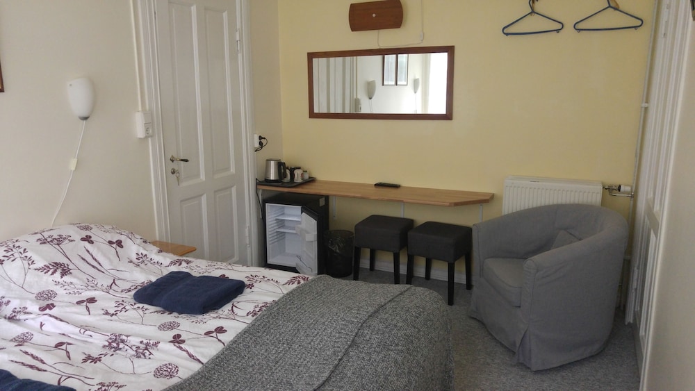 Double Room, Shared Bathroom photo 3