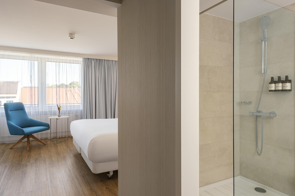 Superior Room (Extra Bed 3 adults) thumbnail 6