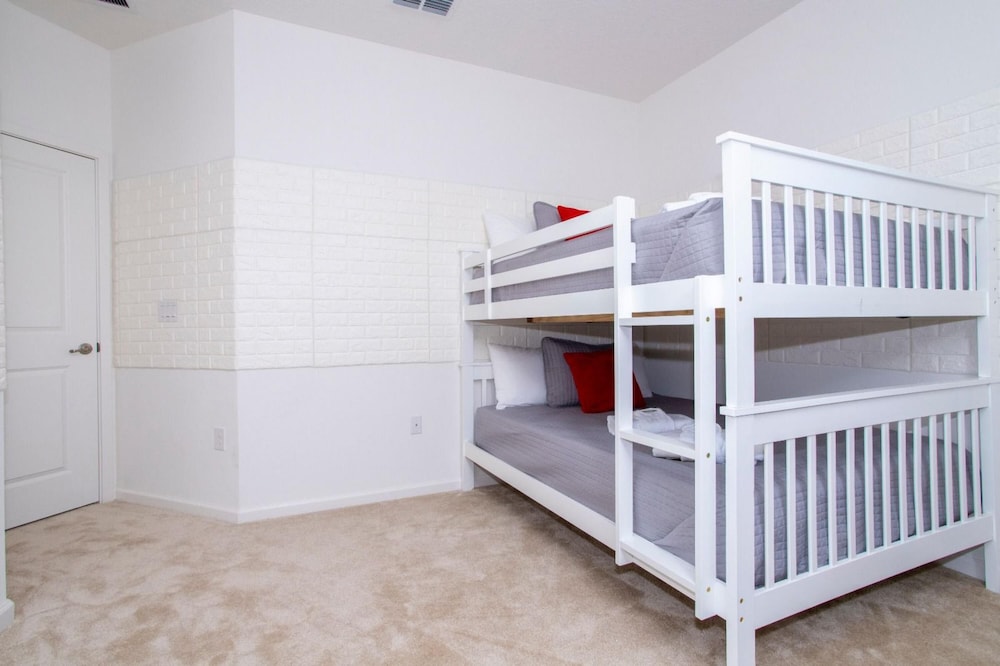Gorgeous Family Home Sleeps 28 Blv103, Foto 34