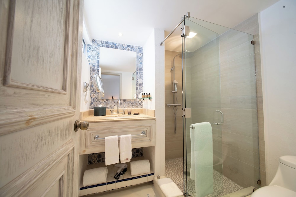 One Bedroom Oceanfront