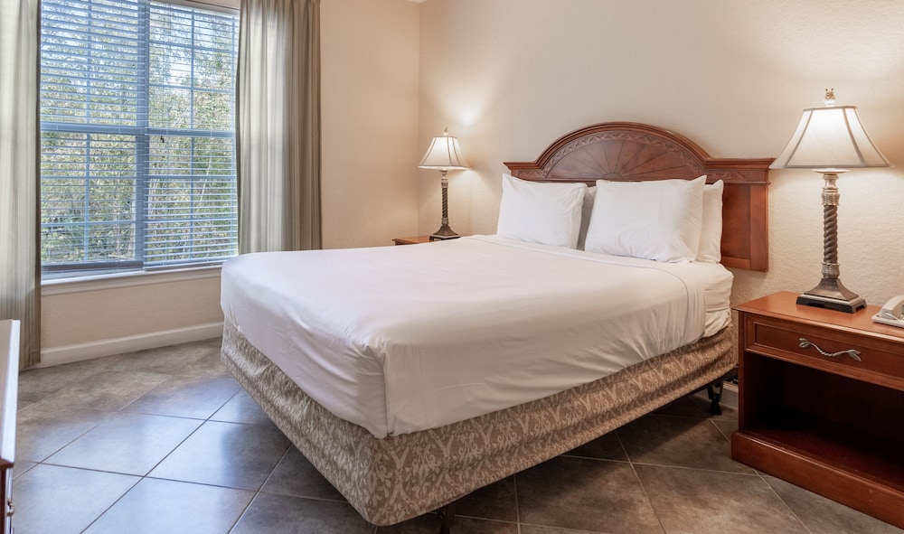 Condo, 2 Bedrooms