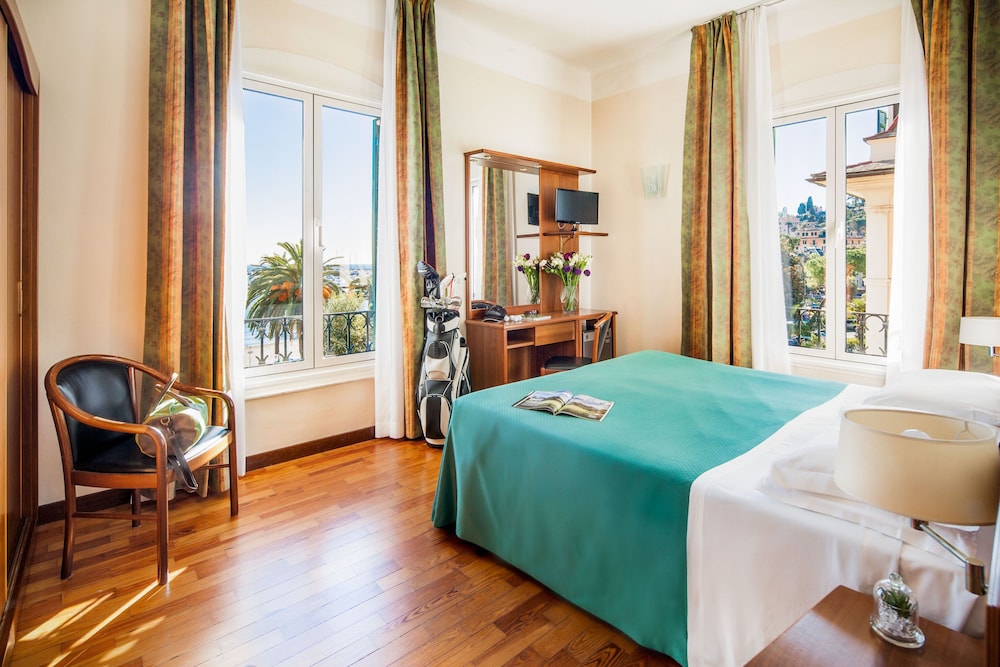 Quadruple Room, Sea View