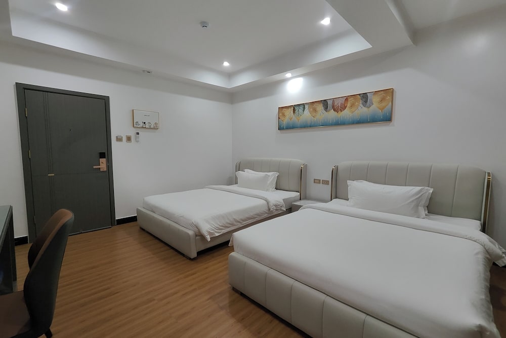 Standard Suite