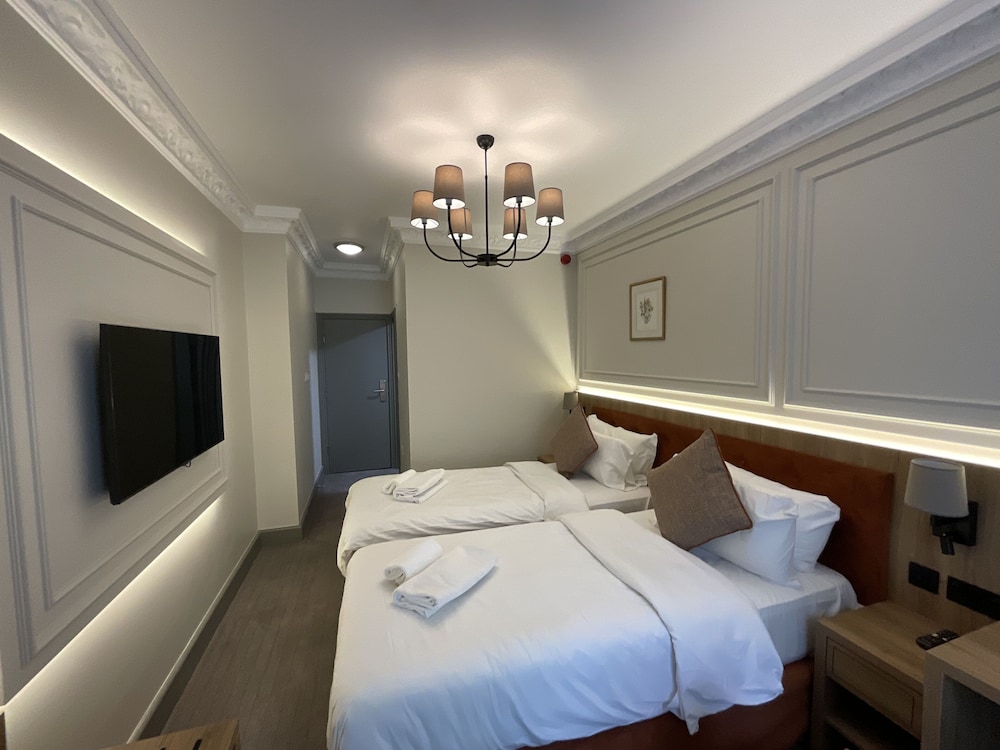 Standard Twin Room, 2 Twin Beds - Photo 2