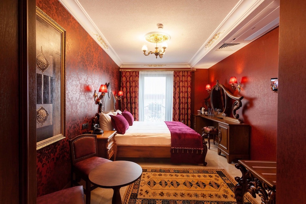 Premium Double Room, 1 King Bed, Non Smoking photo 2