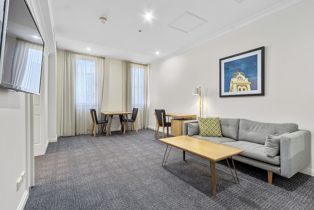 Suite, 1 King Bed, Non Smoking