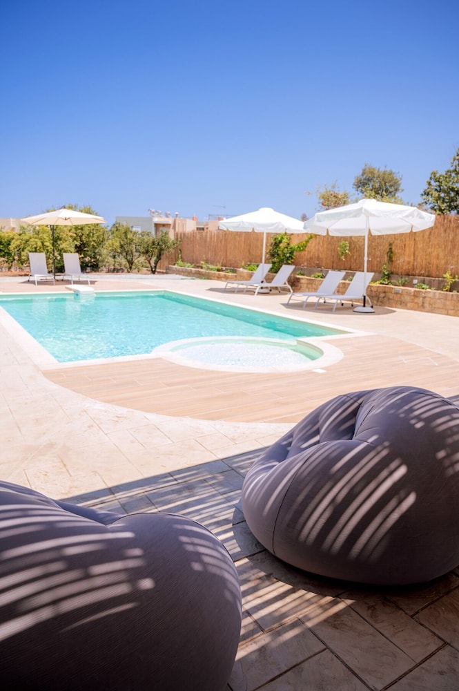 ng Lique Pool Garden Apartment, Billede 36