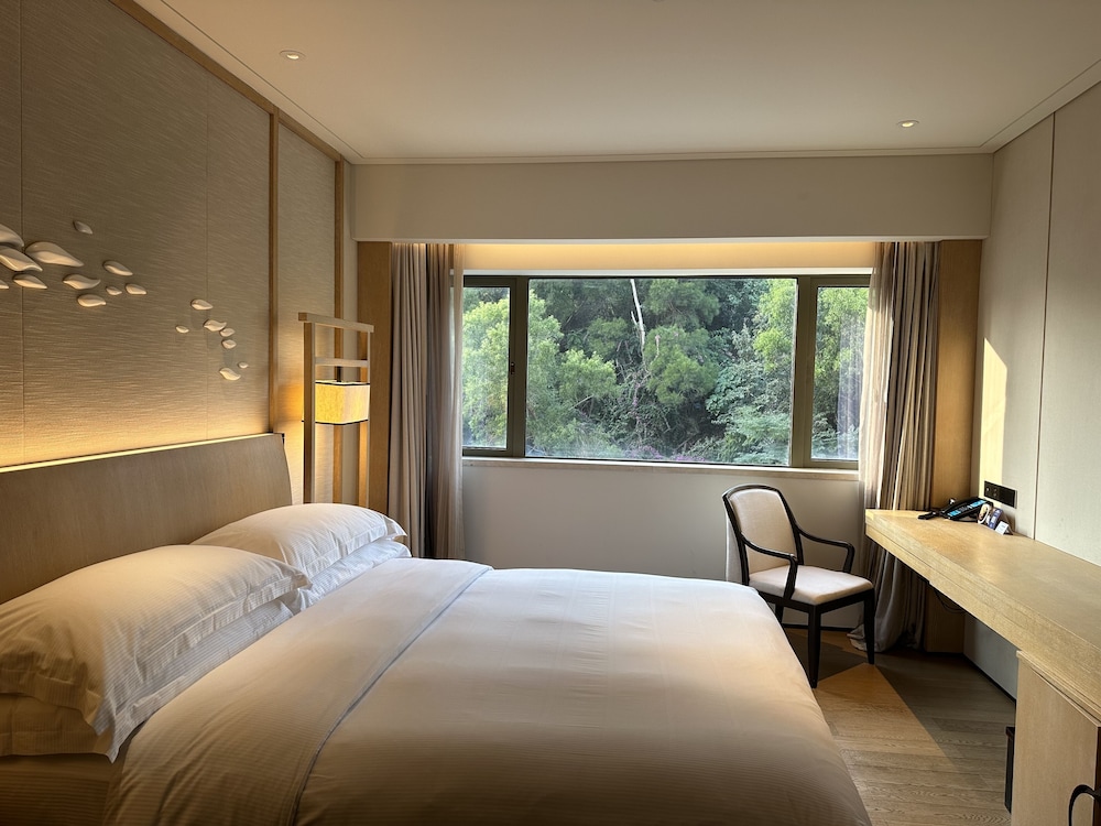 King Guest Room Nanhai Wing