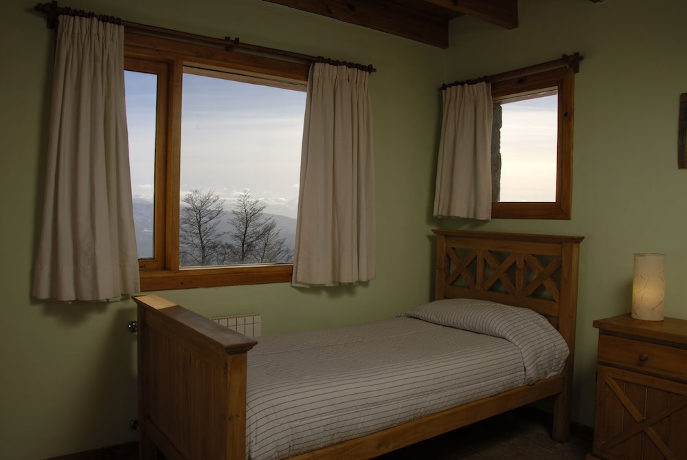 Bungalow, Mountain View (7 Adults) photo 2