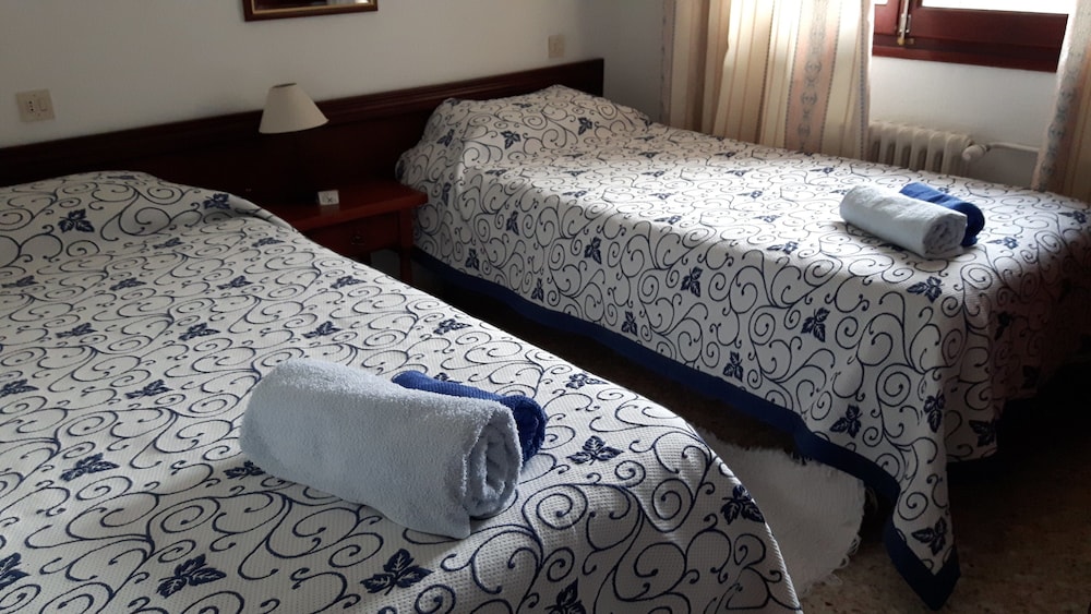 Standard Room, 2 Bedrooms, 2 Bathrooms, Mountain View photo 2