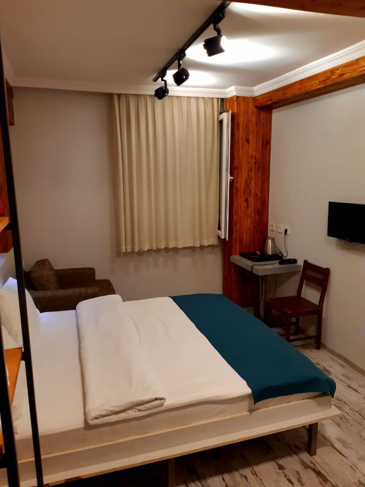 Triple Room photo 2