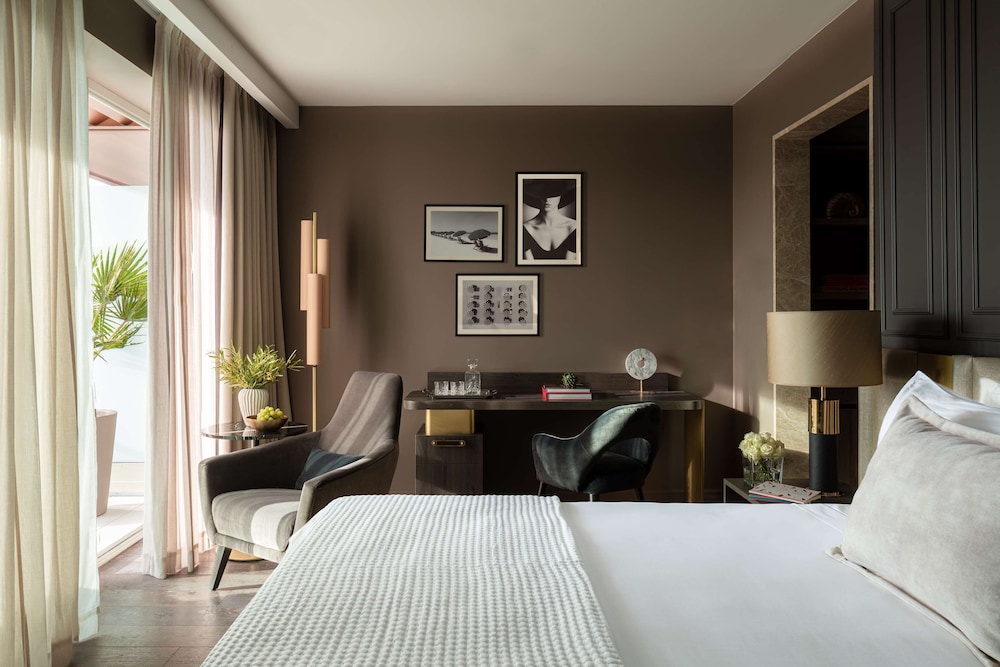 Premium Room, Balcony, Garden View - Photo 4