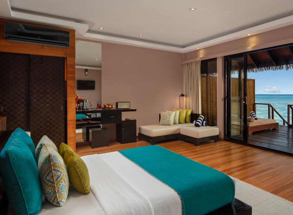 Overwater Villa - Premium All Inclusive with Free Transfers photo 3