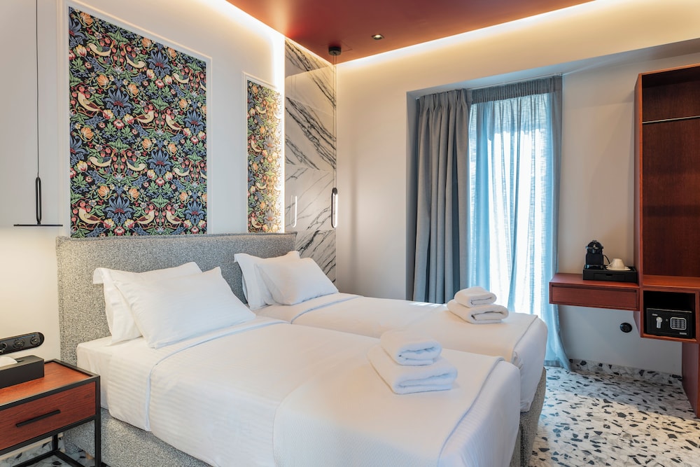 Superior Double Room, Balcony photo 2