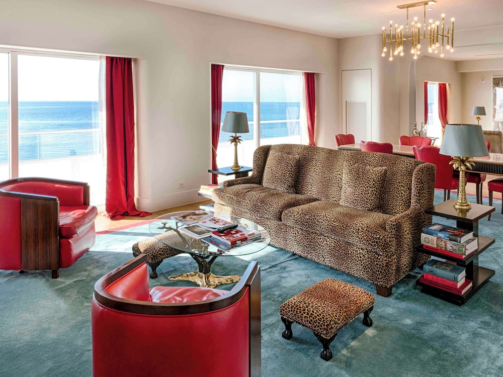 Premier Oceanfront Four-Bedroom Suite
